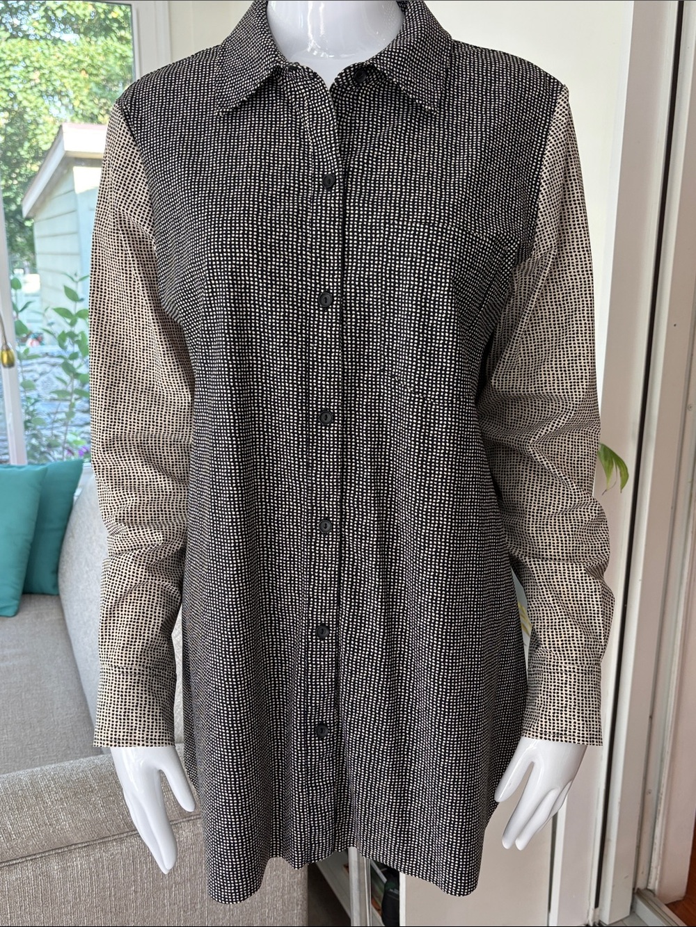 Lyssé Black and Cream Button-Down Shirt